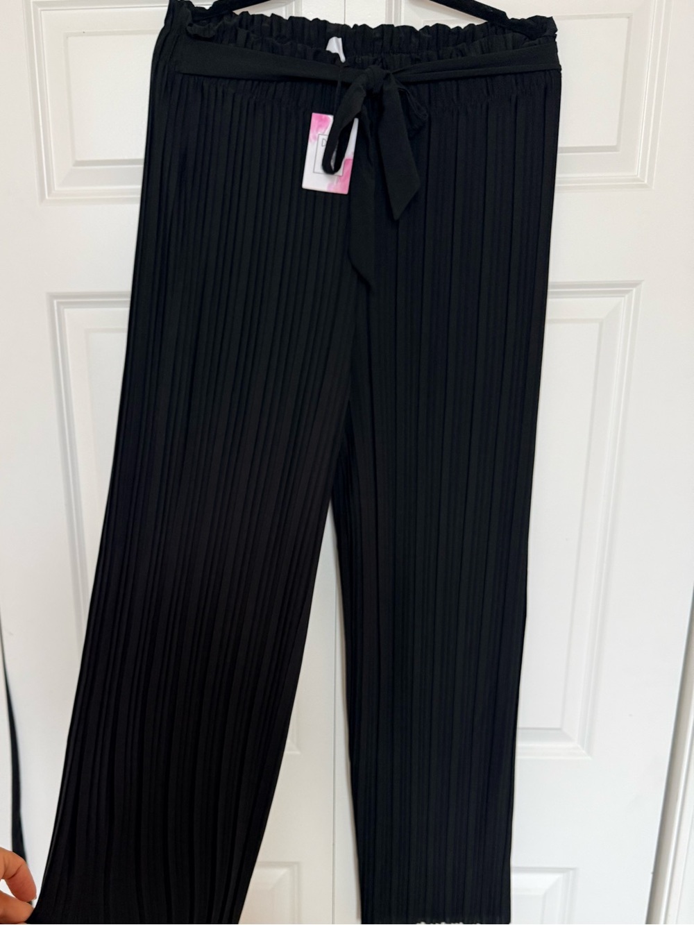 Black Pleated Wide-Leg Pants with Tie Waist